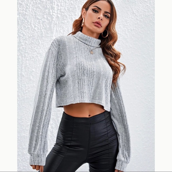 Caity Woman’s Lightweight Drop Shoulder Top - Picture 5 of 8